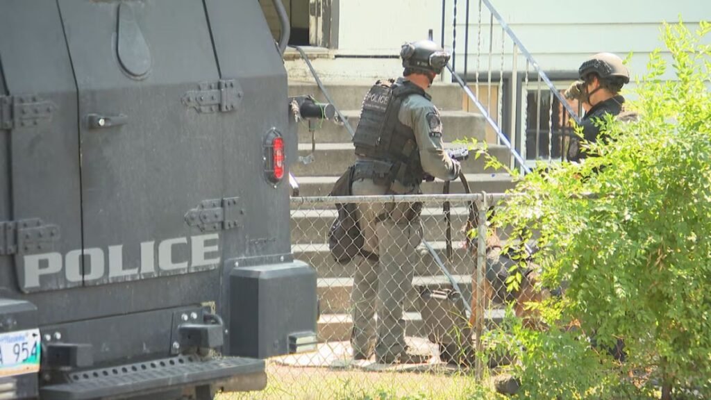 Seven Charged After Drugs and Weapons Seized From West Broadway Home: Winnipeg Police